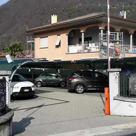 Casa Petrolli Apartment Канобио Екстериор снимка